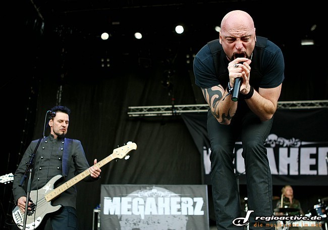 Megaherz (Live 2011 - Hexentanz Festival)