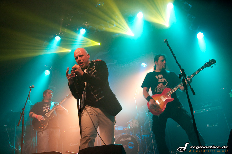 Drag Strip (live in Hamburg, 2011)