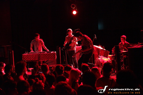 Toro Y Moi (live in Heidelberg, 2011)